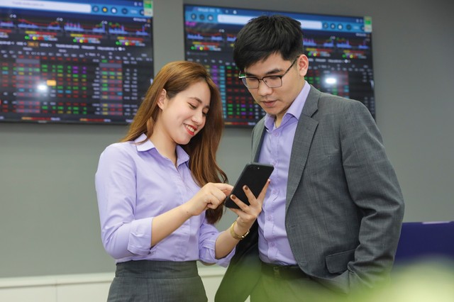 Với TTCK tới đây, thông tin lãi suất không tác động nhiều bằng việc lãi suất thấp tác động ra sao tới lợi nhuận của doanh nghiệp ảnh 1