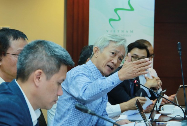 Hội đồng Bình chọn làm việc công tâm, nghiêm túc tìm ra các báo cáo thường niên xứng đáng nhất đạt giải ảnh 1