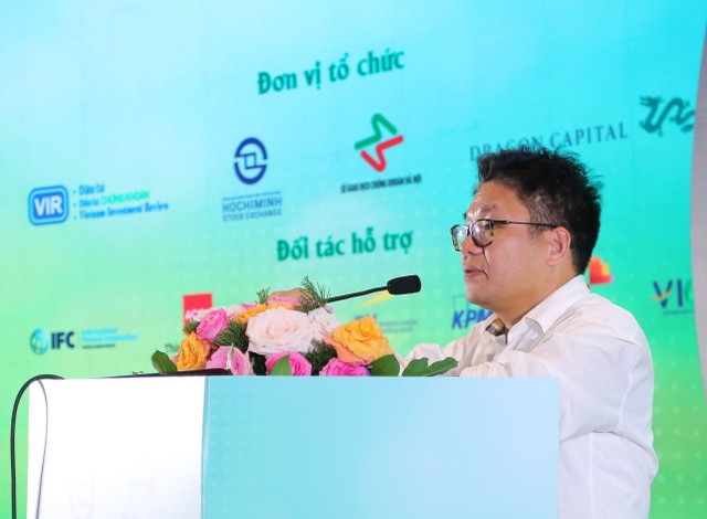 Ông Nguyễn Thành Long, Chủ tịch Hội đồng thành viên Sở giao dịch Chứng khoán Việt Nam (VNX) phát biểu tại Hội nghị. Ảnh: Lê Toàn ảnh 7