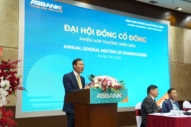 Ông Đoàn Mạnh Kháng, Chủ tịch HĐQT ABBANK phát biểu khai mạc Đại hội