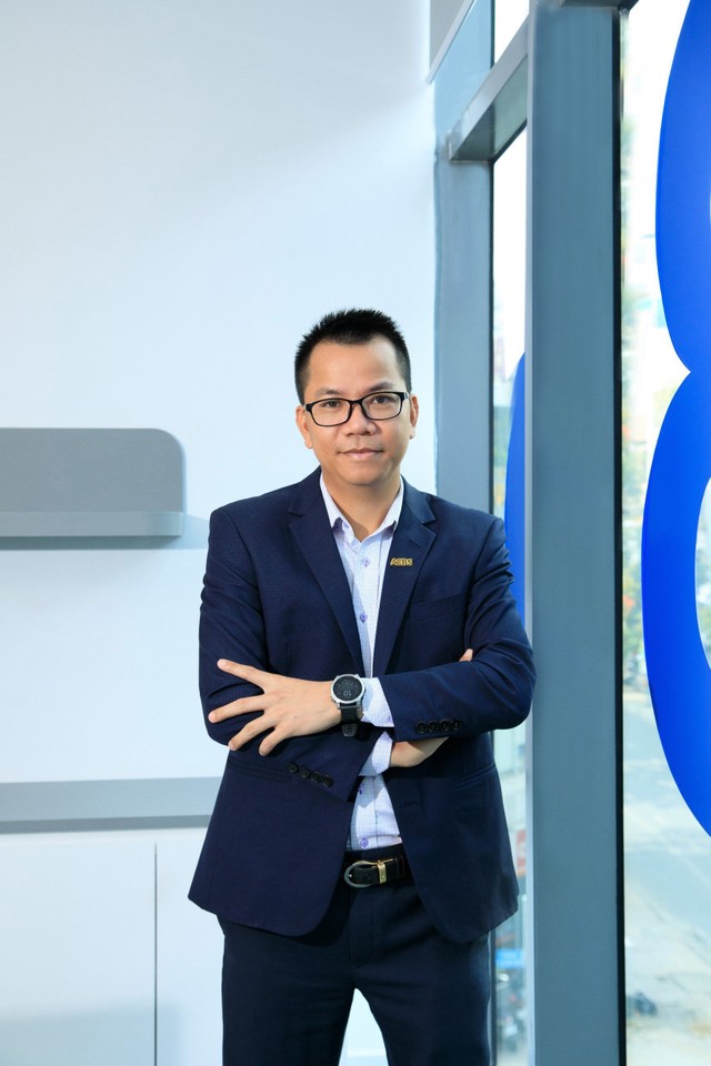 Ông Lê Hoàng Tân, Phó tổng giám đốc Công ty chứng khoán ACB (ACBS)