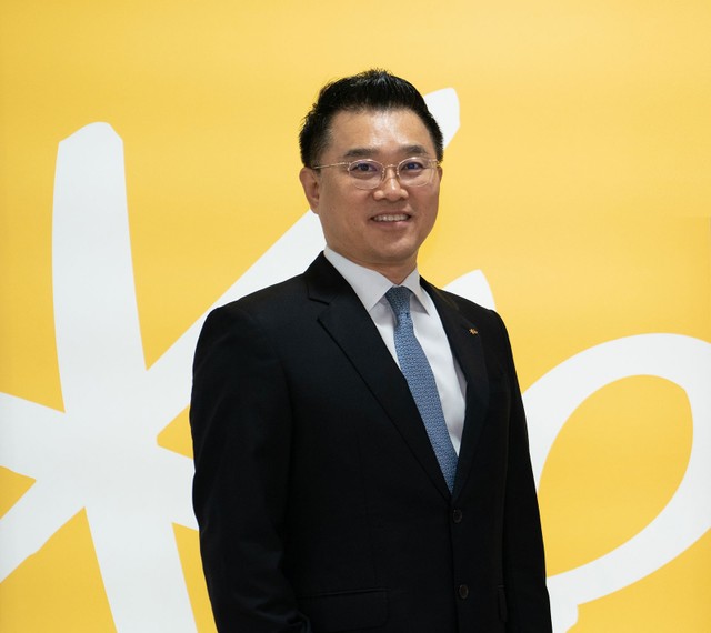 Ông Jeon Mun Cheol, Tổng giám đốc Công ty Chứng khoán KB Việt Nam (KBSV) Ông Jeon Mun Cheol, Tổng giám đốc Công ty Chứng khoán KB Việt Nam (KBSV)