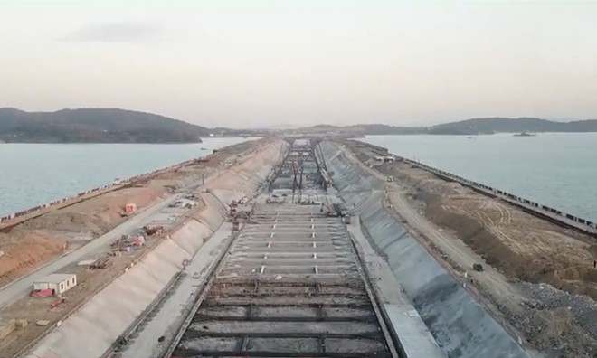 Trung Quốc xây hầm cao tốc dài hơn 10 km dưới lòng hồ