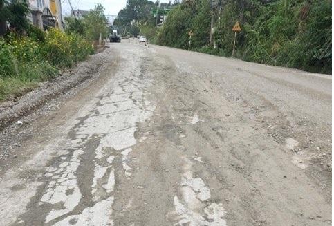 Mặt đường Quốc lộ 20, đoạn qua đèo Mimosa (tỉnh Lâm Đồng) được khắc phục sau khi chủ đầu tư phát hiện nhà thầu thi công vi phạm. Ảnh: Hữu Hiệp
