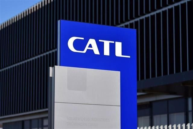 CATL đang xem xét khả năng hợp tác với các đối tác để thiết lập các cơ sở sản xuất vật liệu pin xe điện ở châu Âu. Ảnh: AFP
