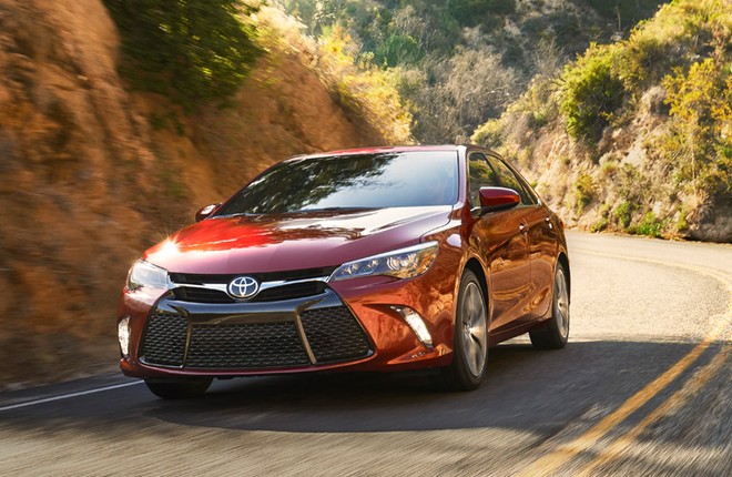 Toyota Camry 2016 giá giảm cả chục triệu đồng có hấp dẫn  MVietQ