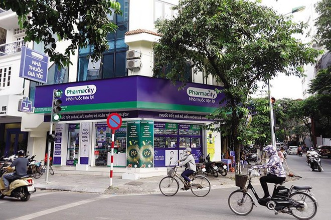 Bảng hiệu nhà thuốc tây Pharmacity  VietadvVN