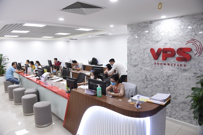 Công ty chứng khoán VPS lọt Top 50 doanh nghiệp tăng trưởng nhanh nhất Việt Nam 