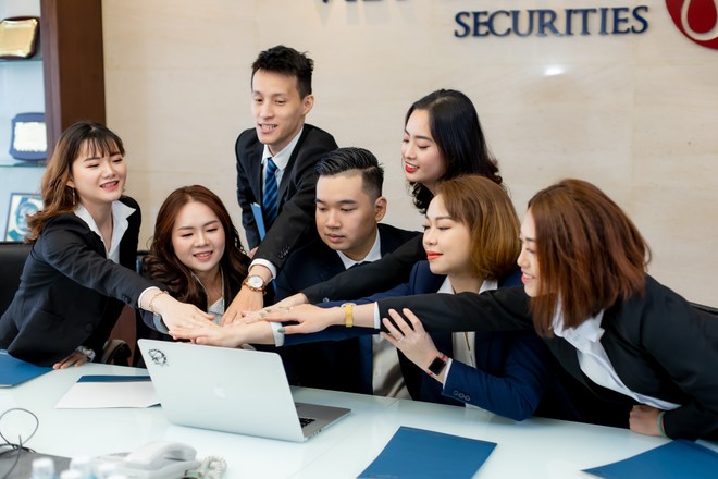 Chứng khoán Bản Việt ứng dụng công nghệ hiện đại để tối ưu hóa lợi ích cho nhà đầu tư