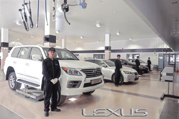 Chăm sóc khách hàng được đặc biệt chú trọng tại Lexus Trung tâm Sài Gòn với các máy móc hiện đại, công nghệ mới nhất