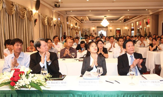 Nhiều CTCK, công ty quản lý quỹ và lãnh đạo DN tham dự Hội thảo do Báo Đầu tư Chứng khoán và PSI tổ chức ngày 25/3/2014, đã bày tỏ sự quan tâm đến loại hình đầu tư mới, ETFs  tại Việt Nam