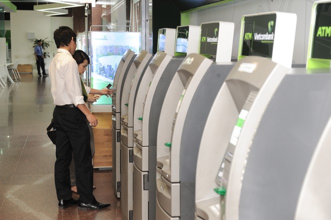 Vietcombank thu ngân sách Nhà nước qua ATM