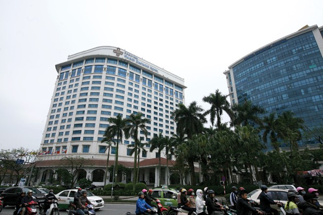 Năm 2012, Công ty Điện tử Hanel đã mua lại 70% vốn góp của Daewoo E&C trong khách sạn Daewoo tại Hà Nội