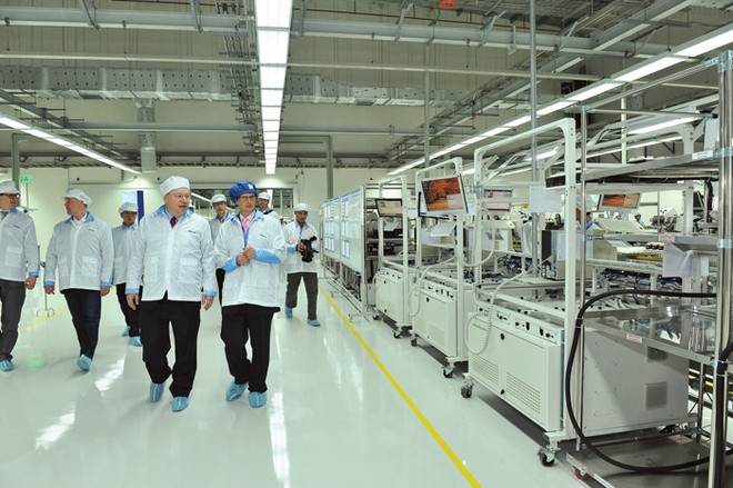 Dây chuyền sản xuất tại nhà máy Nokia Việt Nam