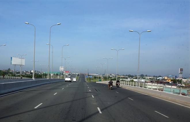 Cao tốc TP.HCM - Trung Lương