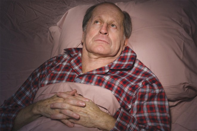 Mất ngủ chứng bệnh phổ biến ở người già