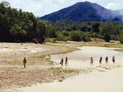 Sông Vàng chảy qua huyện Đông Giang