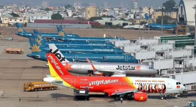 Bộ trưởng Thăng yêu cầu ACV không cắt giảm chuyến bay đến và đi sân bay Tân Sơn Nhất theo lịch đã mở bán cho người dân và các công ty du lịch