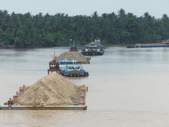 Dự án kênh Chợ Gạo do Cục Đường thủy nội địa Việt Nam làm chủ đầu tư đã phải tính lại tổng mức đầu tư, thiết kế lại.