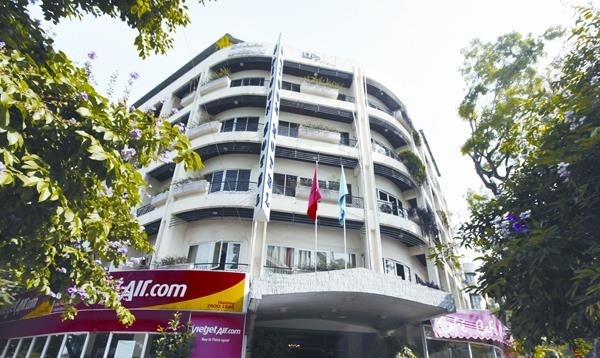Khách sạn Thương mại Sài Gòn nằm tại 2 lô đất vàng 80 - Lý Thường Kiệt và 22 - Phan Bội Châu (Hà Nội). Ảnh: Hà Thanh