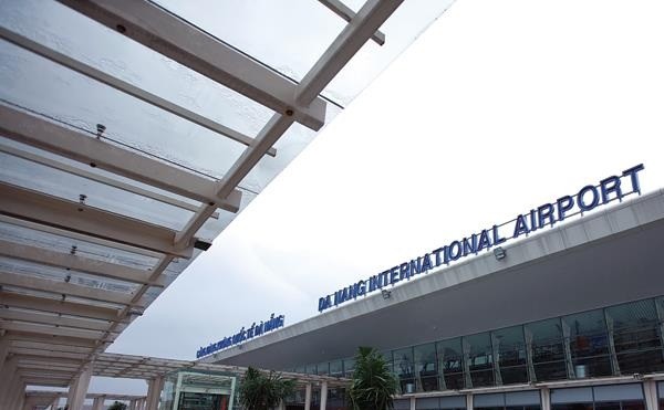 Cảng hàng không quốc tế Đà Nẵng đang sắp sửa bị quá tải. Ảnh: Đức Thanh