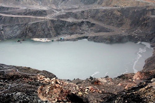 Mất hơn 5 tháng để khôi phục sản xuất mỏ than Mông Dương