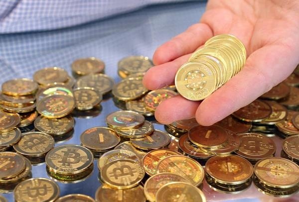 “Vua” bitcoin bị bắt và sự cáo chung của tiền ảo