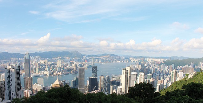 Không thể nói mật độ đô thị của Hà Nội dày hơn Hongkong, nhưng công tác tổ chức giao thông và sinh hoạt thì ở một trình độ thấp hơn