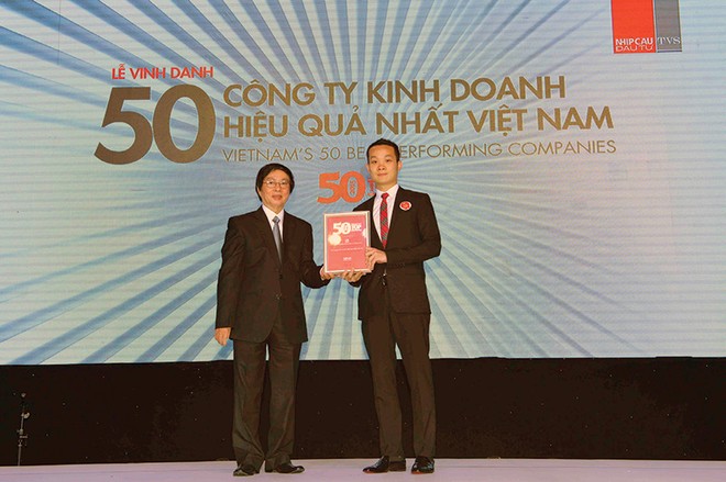 Năm 2015, HHS được vinh danh là một trong 50 công ty kinh doanh hiệu quả nhất Việt Nam