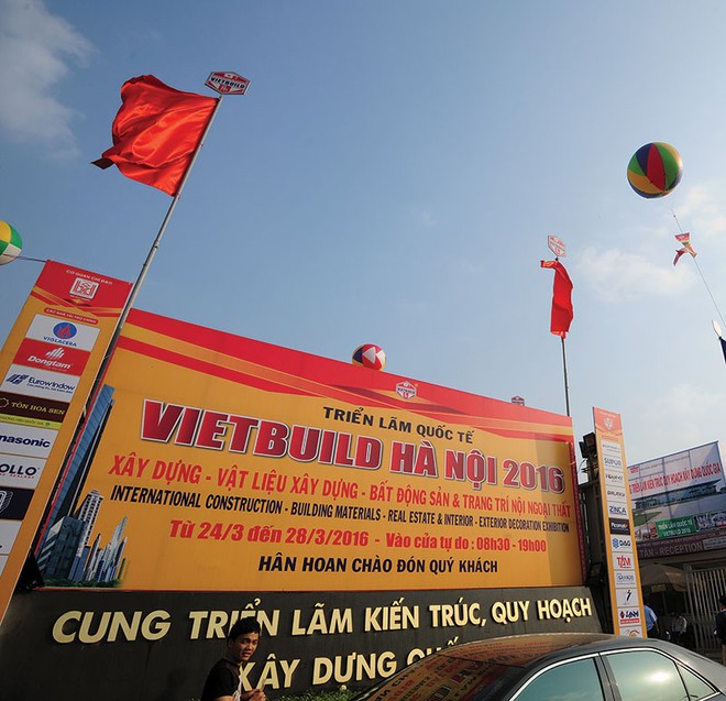 Triển lãm quốc tế Vietbuild Hà Nội 2016 lần 1 thu hút hàng vạn khách tham quan