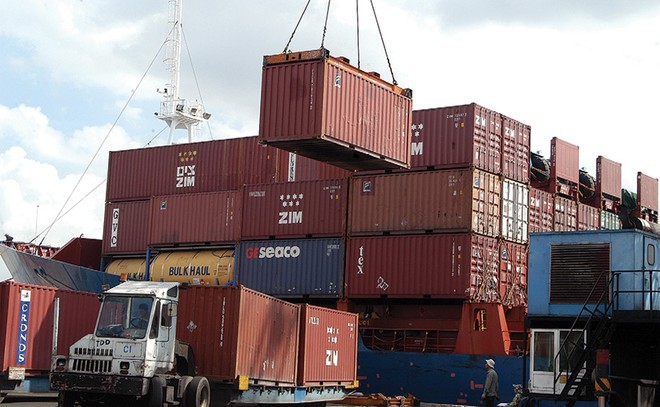 Một DN lớn đáng chú ý trong lĩnh vực logistics chưa gia nhập TTCK là Tổng công ty Tân cảng Sài Gòn (SNP)