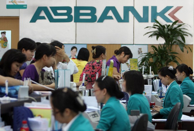 ABBank nhận giải Ngân hàng bán lẻ tốt nhất Việt Nam 2016