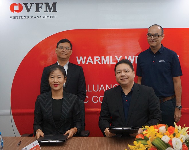 Lễ ký biên bản hợp tác giữa CTCK BuaLuang Securities và VFM 