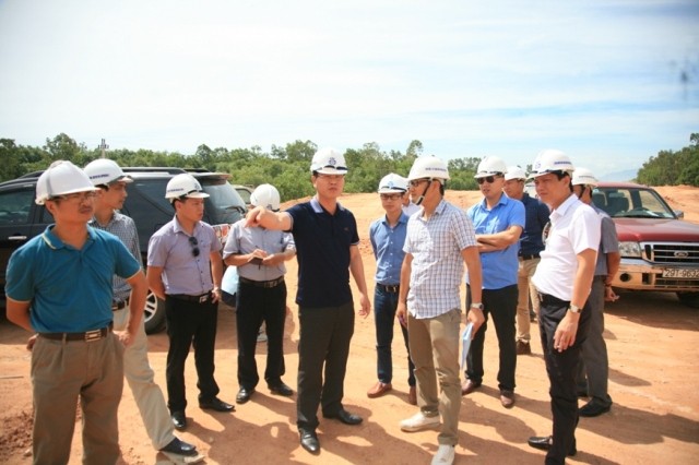Ông Đinh Văn Thanh - Tổng giám đốc mới của Cienco1 kiểm tra tiến độ thi công gói thầu số 1, số 7 cao tốc Đà Nẵng-Quảng Ngãi