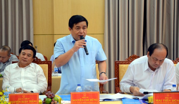 Bộ trưởng Bộ KH-ĐT Nguyễn Chí Dũng: “Quảng Ngãi xác định 5 năm tới tái cơ cấu nông nghiệp gắn với nông thôn mới”