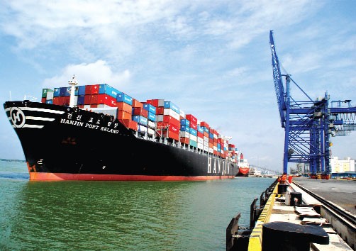 Hanjin Shipping – hãng vận chuyển container đường biển lớn nhất Hàn Quốc đã bị phá sản do thua lỗ kéo dài