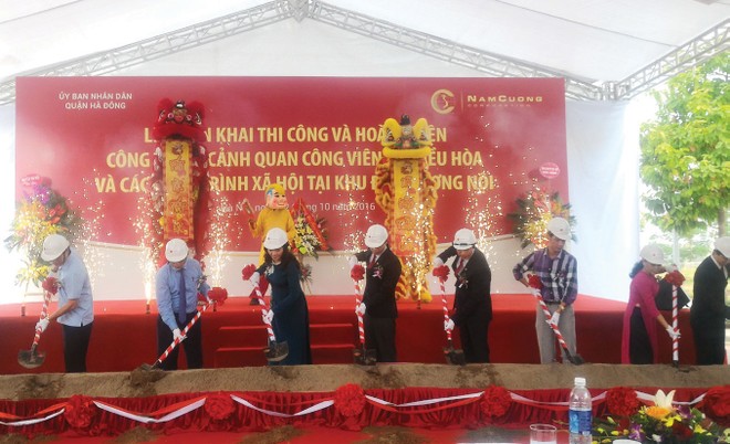 Nam Cường vừa tổ chức lễ triển khai thi công và hoàn hiện cảnh quan công viên hồ điều hòa tại Khu đô thị Dương Nội.  Ảnh: Phương Anh