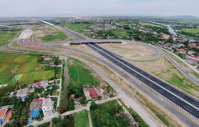 Hiện tại, dòng vốn đầu tư vào các dự án hạ tầng giao thông tại Việt Nam phần lớn đến từ các ngân hàng thương mại
