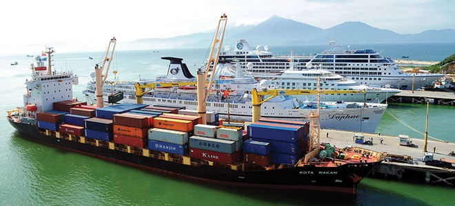 Cảng Đà Nẵng là cảng container được trang bị hiện đại ở khu vực miền Trung. 