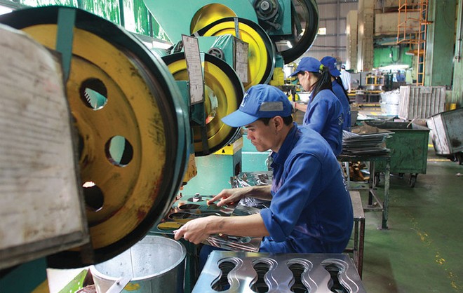 Ở nhóm hàng công nghiệp, Việt Nam vẫn chủ yếu là gia công, nên phần giá trị gia tăng còn rất thấp