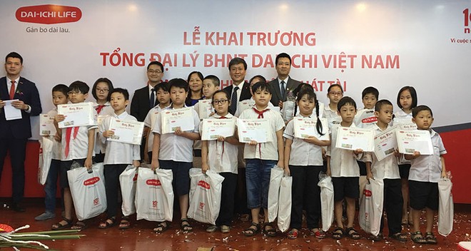 Dai-ichi Life Việt Nam đang tập trung mở rộng mạng lưới phân phối. Đối với kênh đại lý, Công ty tiếp tục “phủ sóng” mạng lưới trên toàn quốc thông qua mô hình Tổng đại lý