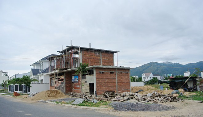 Không chỉ bất động sản nghỉ dưỡng, phân khúc đất nền, biệt thự tại Nha Trang cũng được nhà đầu tư quan tâm. Ảnh: Việt Dương