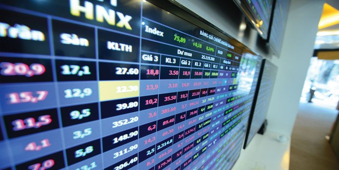 Tháng 6, khối ngoại bán ròng cổ phiếu trên HNX