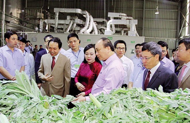 Thủ tướng Nguyễn Xuân Phúc thăm và làm việc tại Công ty TNHH MTV Traphaco Sapa