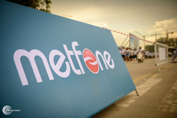 Metfone là dự án đầu tư nước ngoài đầu tiên của Viettel, với tổng khoản đầu tư cho đến nay là 44 triệu USD. Viettel đã thu lợi nhuận về Việt Nam150 triệu USD từ dự án này.Tổng tài sản của Metfone hiện trị giá 300 triệu USD.