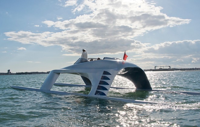 Glider SS18, chiếc du thuyền khiến bạn ước mơ được trải nghiệm một lần trong đời
