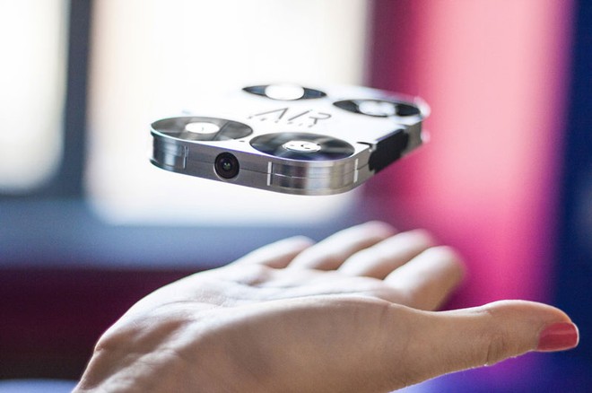 Air Selfie, chiếc camera selfie có khả năng bay lượn