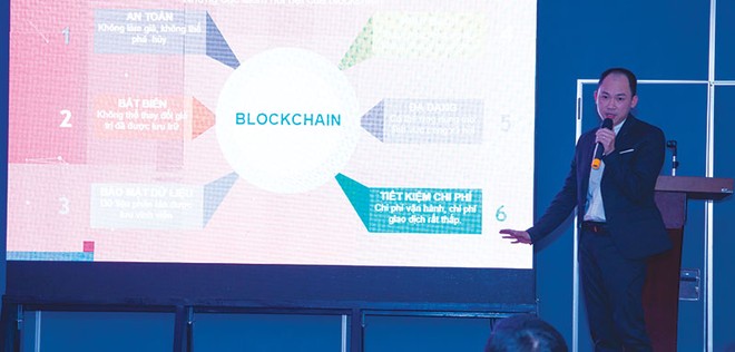 Ông Nguyễn Văn Yêu chia sẻ về dự án UHUB, một dự án phát triển trên nền tảng Blockchain 3.0