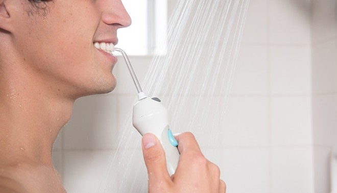 ToothShower, tăm nước giúp loại bỏ mảng bám, vi khuẩn trên răng