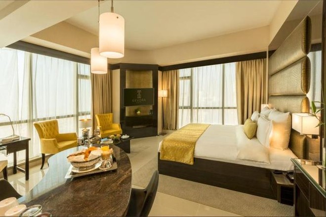 Bên trong khách sạn cao nhất thế giới mới khai trương tại Dubai